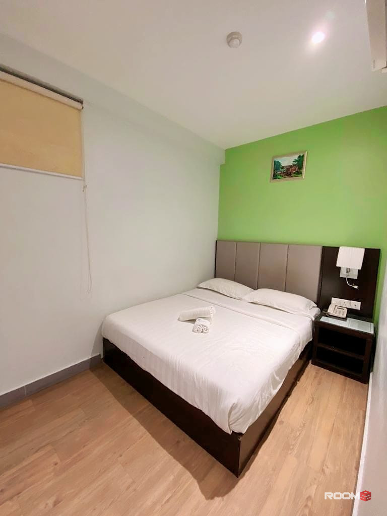 6Mins 🚶‍♂️to LRT Pasar Seni🚉Private Room in Petaling Street with Zero Deposit‼️
