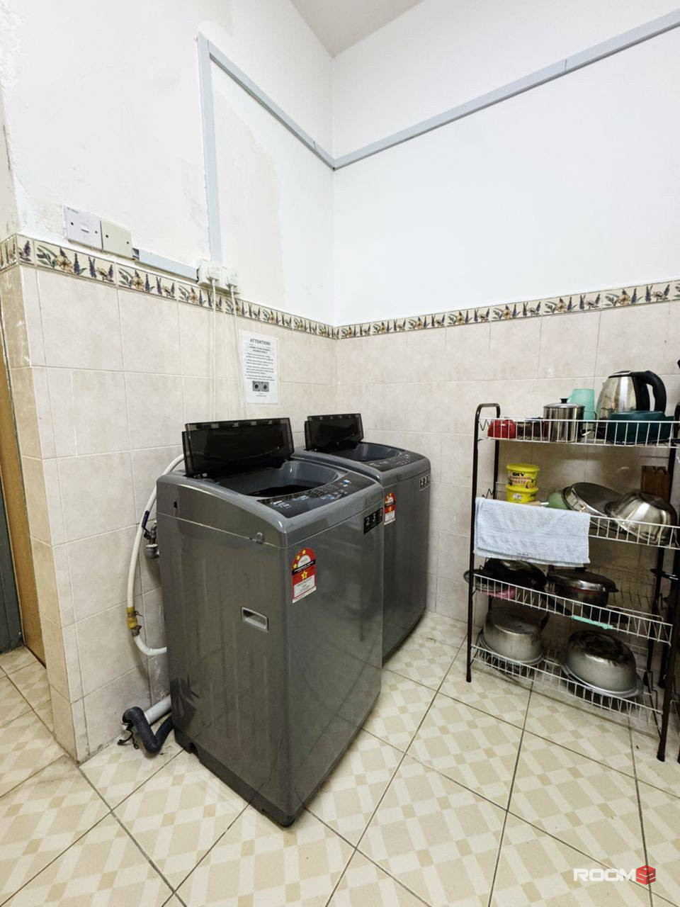 🔥LOW DEPOSIT🔥BUKIT TINGGI KLANG MIDDLE ROOM FOR RENT🏠NEARBY GIANT , GM KLANG , PORT KLANG , AEON MALL🚩