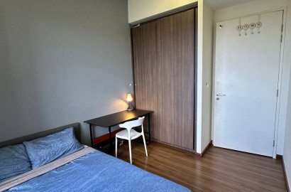 Premium Middle Room w FREE Utilities 📶 with Monthly Cleaning 🧹@ Utropolis Glenmarie