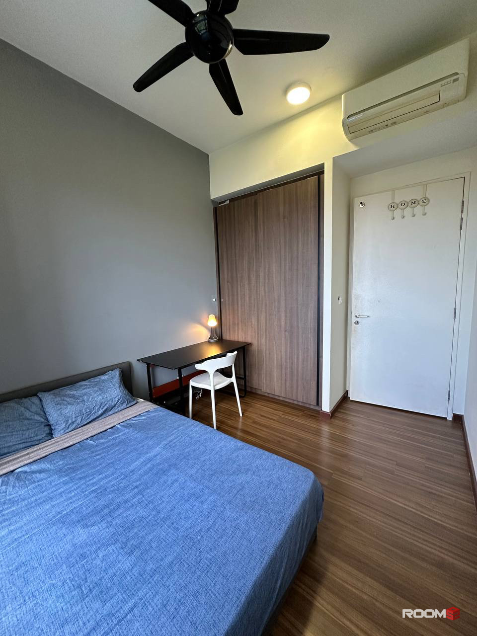 Premium Middle Room w FREE Utilities 📶 with Monthly Cleaning 🧹@ Utropolis Glenmarie