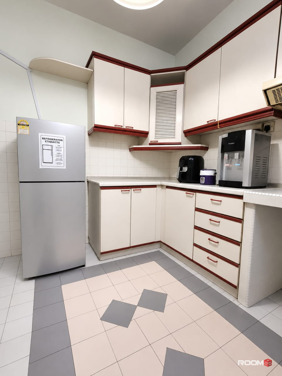 🚗 3–5 Mins To Sunway Pyramid & Sunway Lagoon🎢 | 🏠 Medium Room For Rent @ Bandar Sunway 🔥