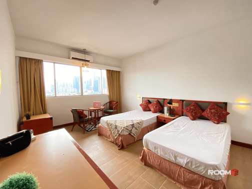 Room With Private Bathroom Chow Kit 🚽 Walking Distance To Monorel KL 🚄