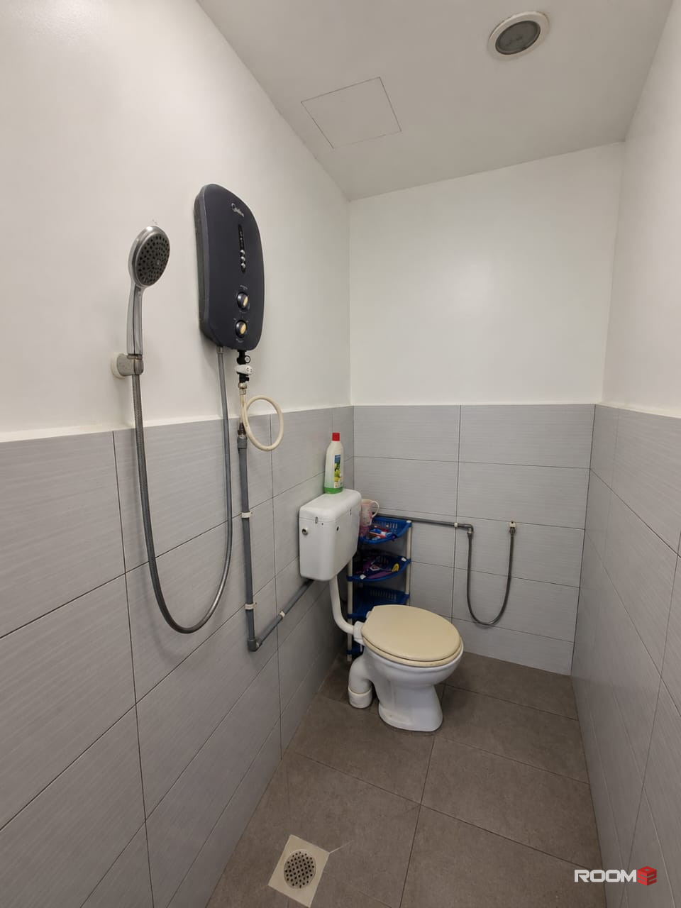 🚶‍♂️‍➡️WALK TO SURIAN MRT 🚆 | 🎓Near SEGi University 📚 | 🏠 Fully Furnished Room @ Kota Damansara 🔥