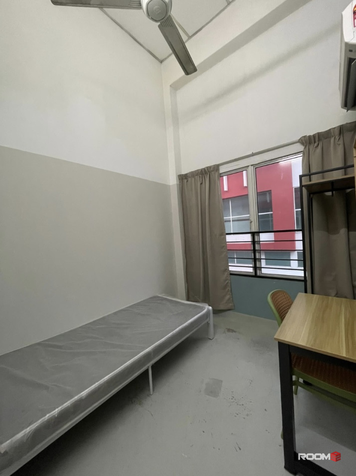 Zero Depo ❗ Near Subang USJ 🚗 Single Room for Rent at Kota Kemuning