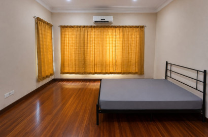 🏡 Spacious Master Room with Private Bathroom @ Alam Impian ❤️ | 🚗 5-7 Mins to AEON BiG Seksyen 23 🛍️🛒