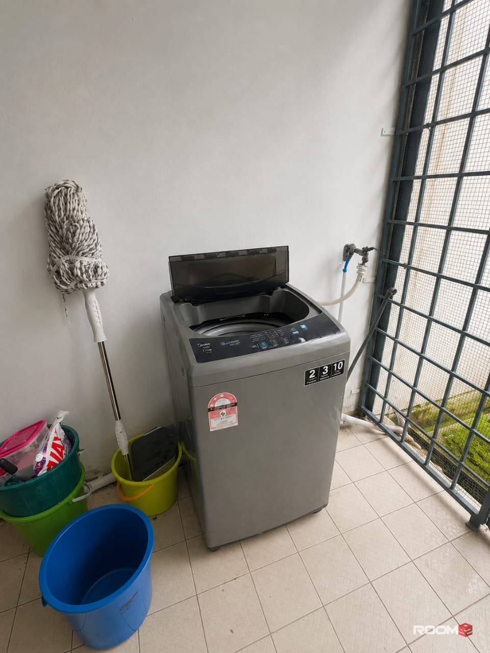 🏡 Medium Room For Rent @ Shah Alam 🔥 | 🚗  Near Plaza Sri Muda 🛍️ | Aircond + Free WiFi 🛜
