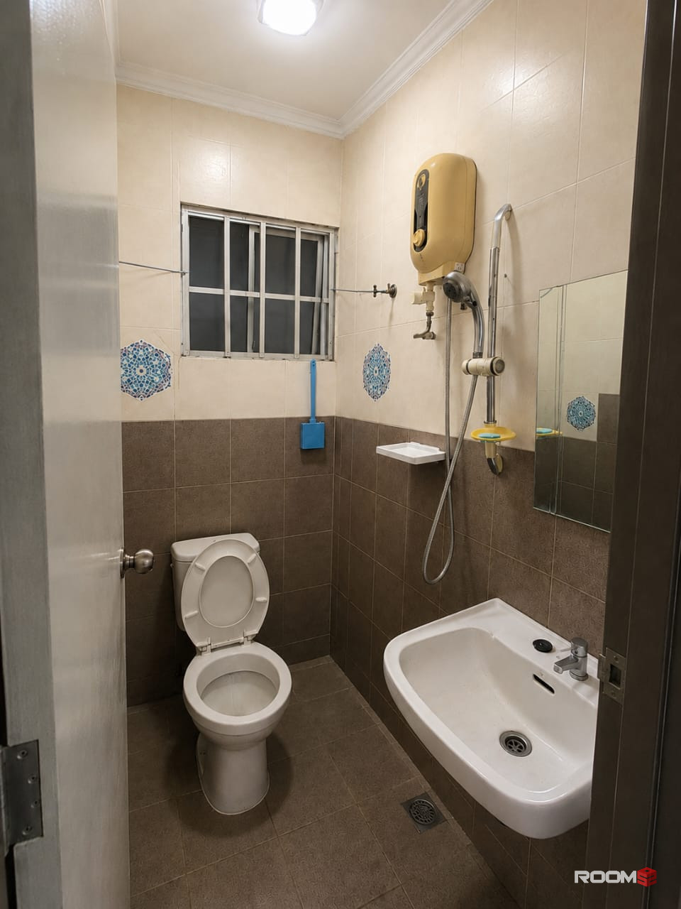 🔥 Only 400m to USJ 21 LRT 🚉 | 🏠 Fully Furnished USJ Room with Private Bathroom 🚿