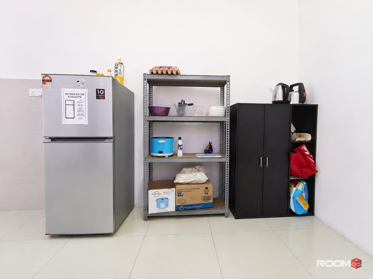 🏠 Room With Private Bathroom @ Bandar Puteri Klang | 🚗 Near AEON Bukit Tinggi & GM Klang 🛒