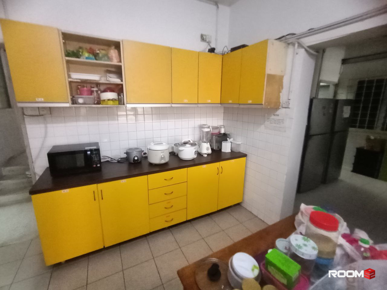 🚺🏢 Female Unit with Zero Deposit Available at SS15! 🎉🏠