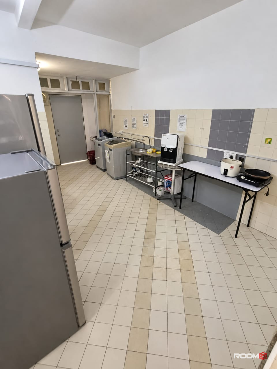 🚗 4 Mins to Jaya Shopping Centre 🛒 🛍️ | 🏡 Medium Room For Rent @ Taman Paramount PJ 🔥