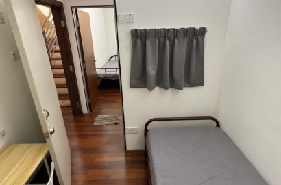 🚆 Near LRT Taman Paramount | 🏡 Private Room For Rent @ Seksyen 22, Petaling Jaya 🔥