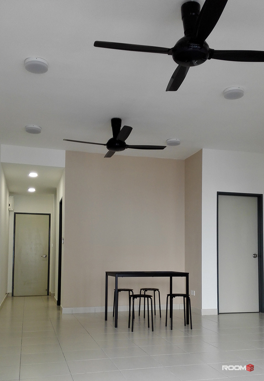 Small Room Female unit to rent