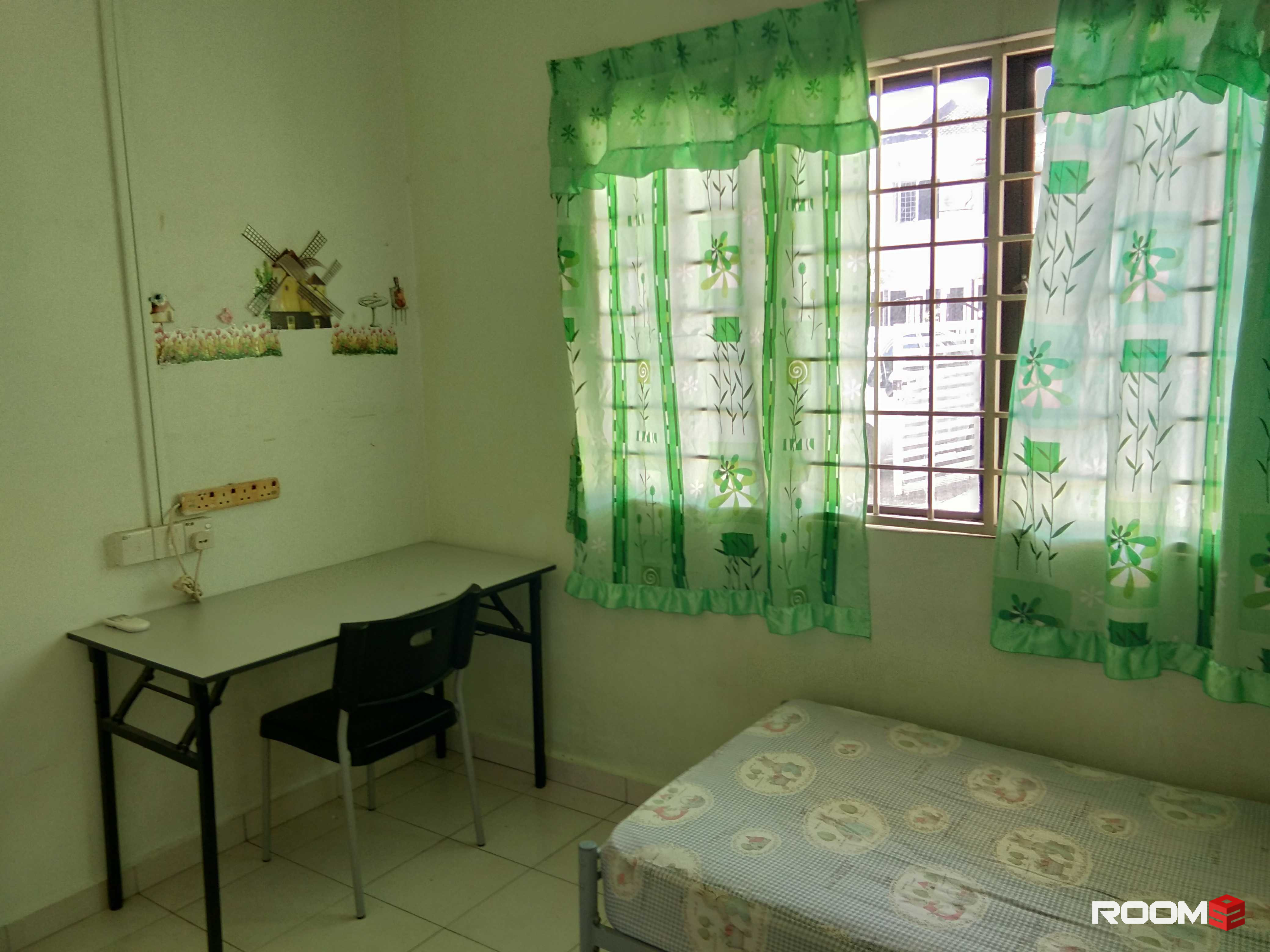SS15 Furnished Room with private bathroom near Subang Square walk to LRT SS 15, Alpha, Inti i