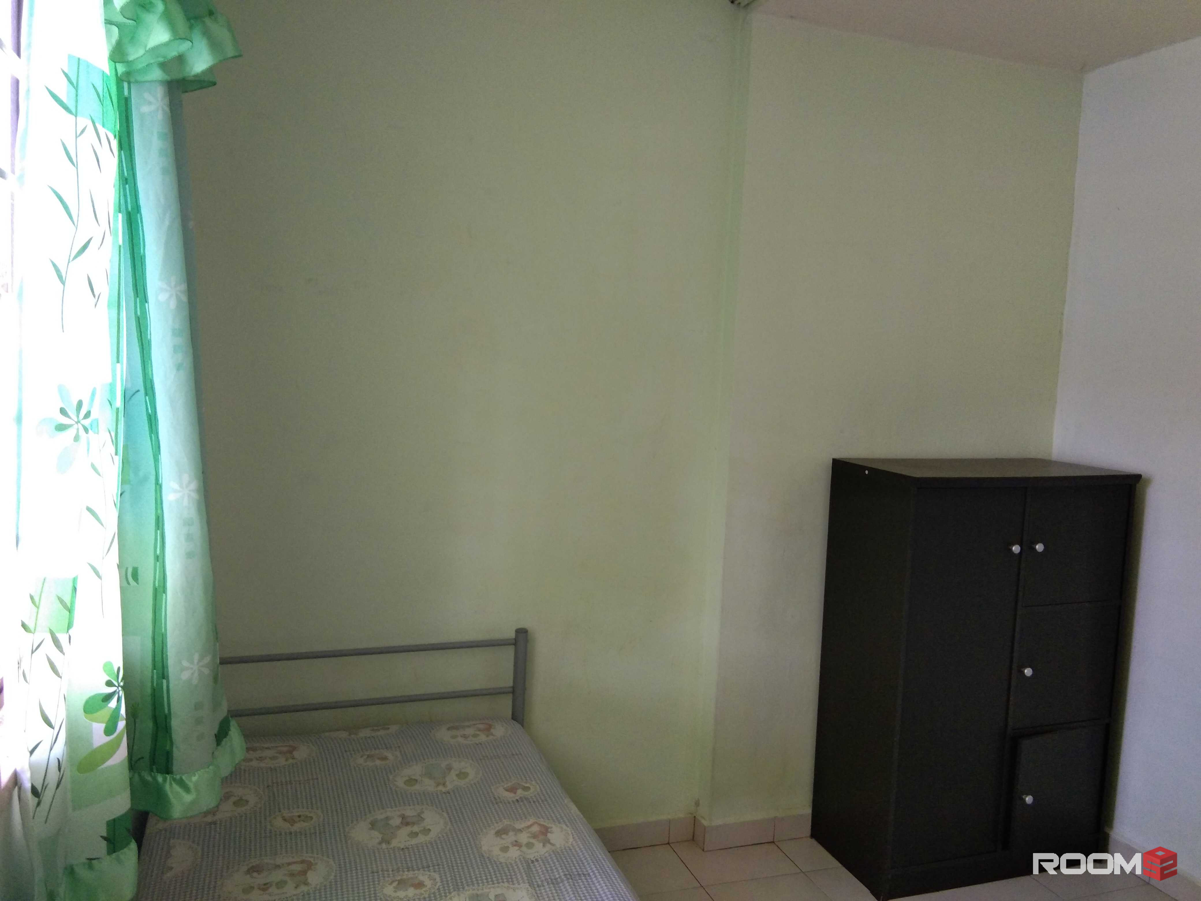 SS15 Furnished Room with private bathroom near Subang Square walk to LRT SS 15, Alpha, Inti i