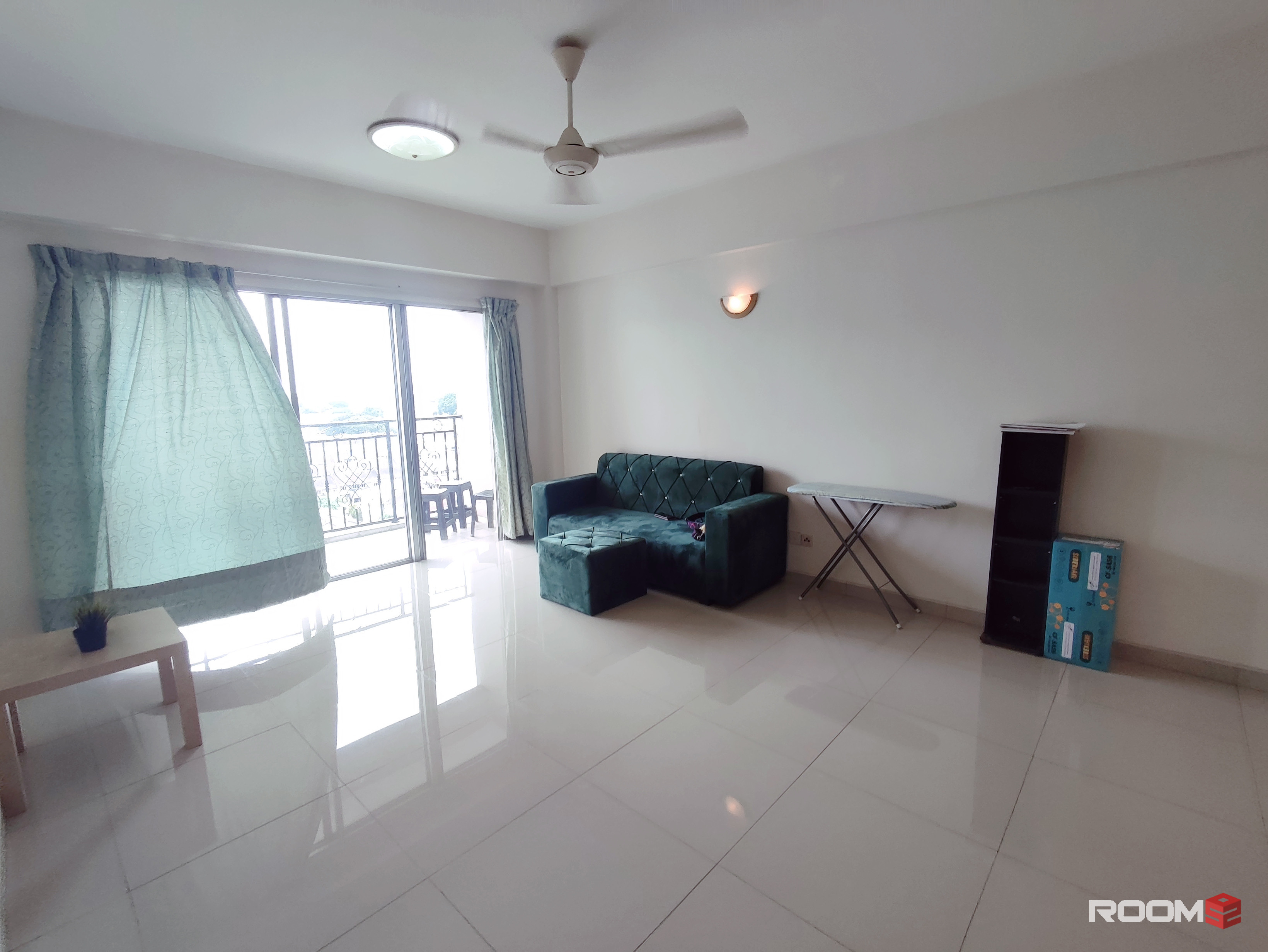 Master bedroom at Ken Damansara 1