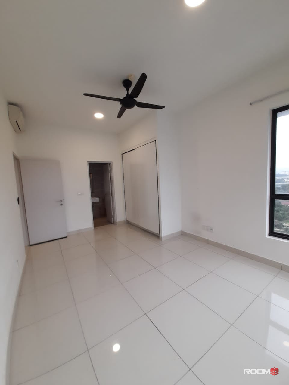 🏫 D'SARA SENTRAL, SG.BULOH 📣ZERO DEPOSIT📣.MRT KAMPUNG SELAMAT (direct link)
