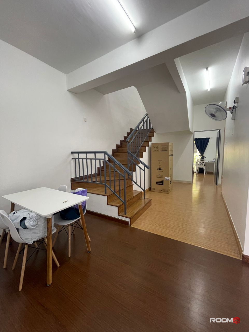 Master Room Female Only Room at Taman Tasik Prima Puchong, Bandar Putero