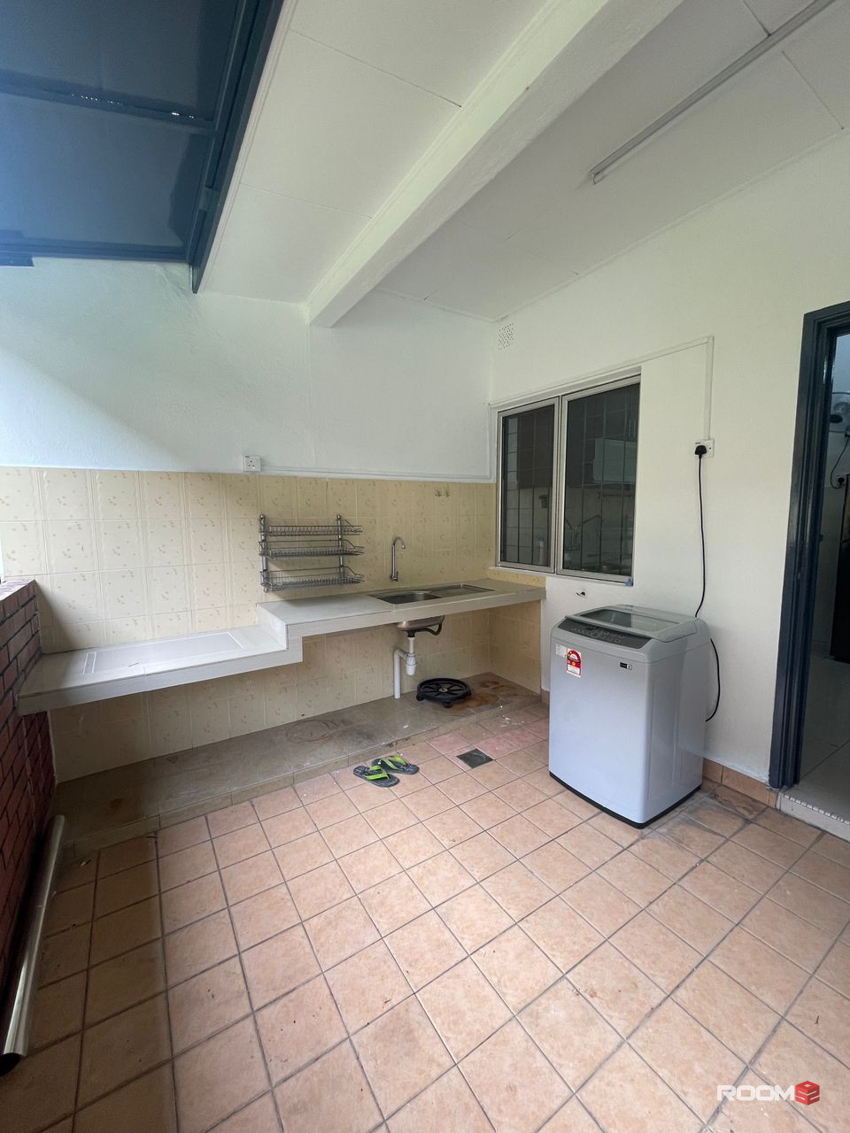Master Room Female Only Room at Taman Tasik Prima Puchong, Bandar Putero