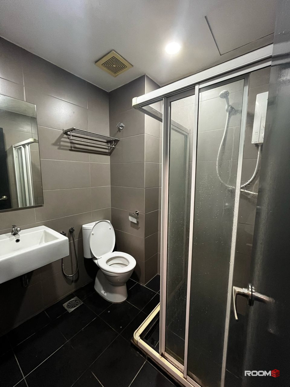📍NEAR KLCC 🏙 MASTER ROOM WITH PRIVATE TOILET 🚽🫧🛁