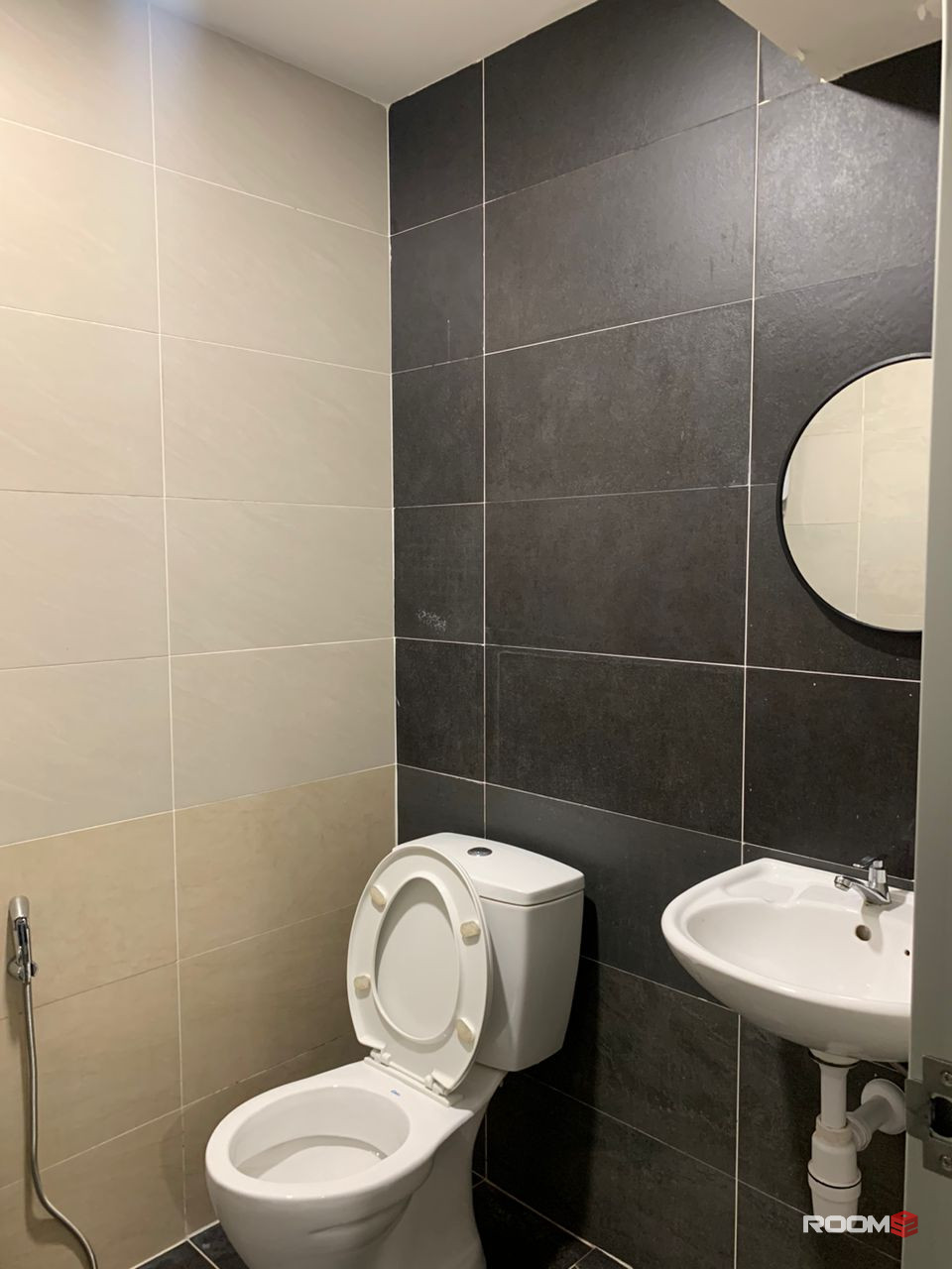 🚨5 MINS DRIVE TO SENTUL 🚨@ MASTER ROOM WITH PRIVATE TOILET 🏠🛀