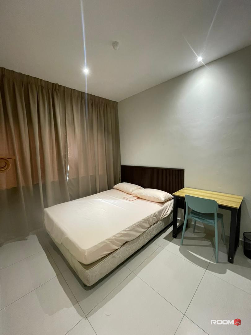 ROOM FOR RENT NEAR BMC MALL