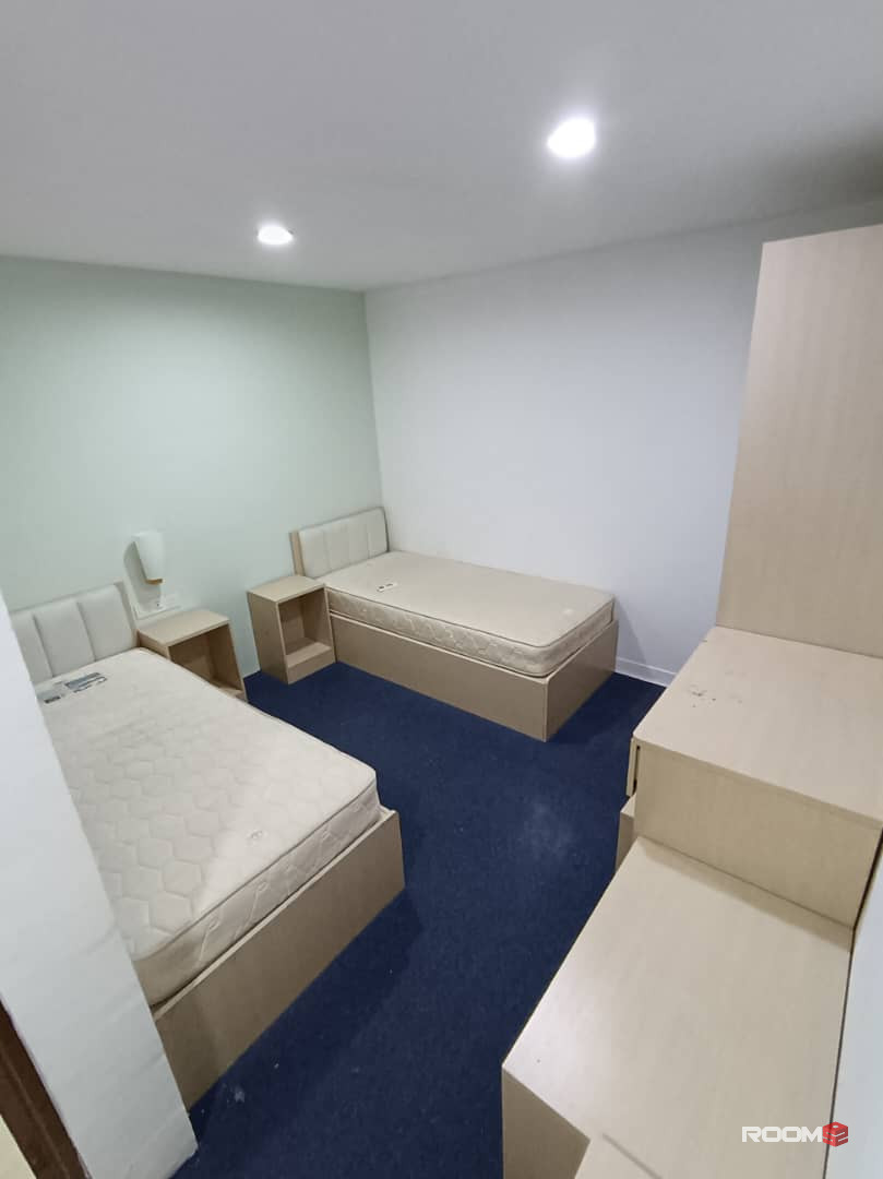 🏠ROOM FOR RENT IN TAMAN MALURI, CHERAS✨7 MIN WALK TO MRT MALURI🚝ATTACHED BATHROOM WITH 0 DEPOSIT🔥IMMEDIATELY MOVE IN✅
