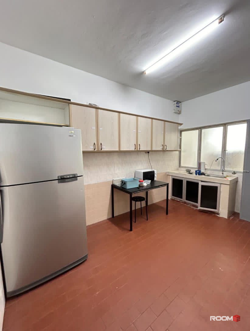 LOW DEPOSIT ‼️Middle Room with window FULLY FURNISHED @ SS2 | THE HUB SS2 | JAYA ONE | UM