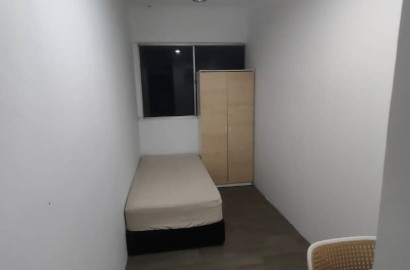 8 MIN WALK KINGS UNIVERSITY | NO DEPOSIT | IMMEDIATELY MOVE IN ‼️