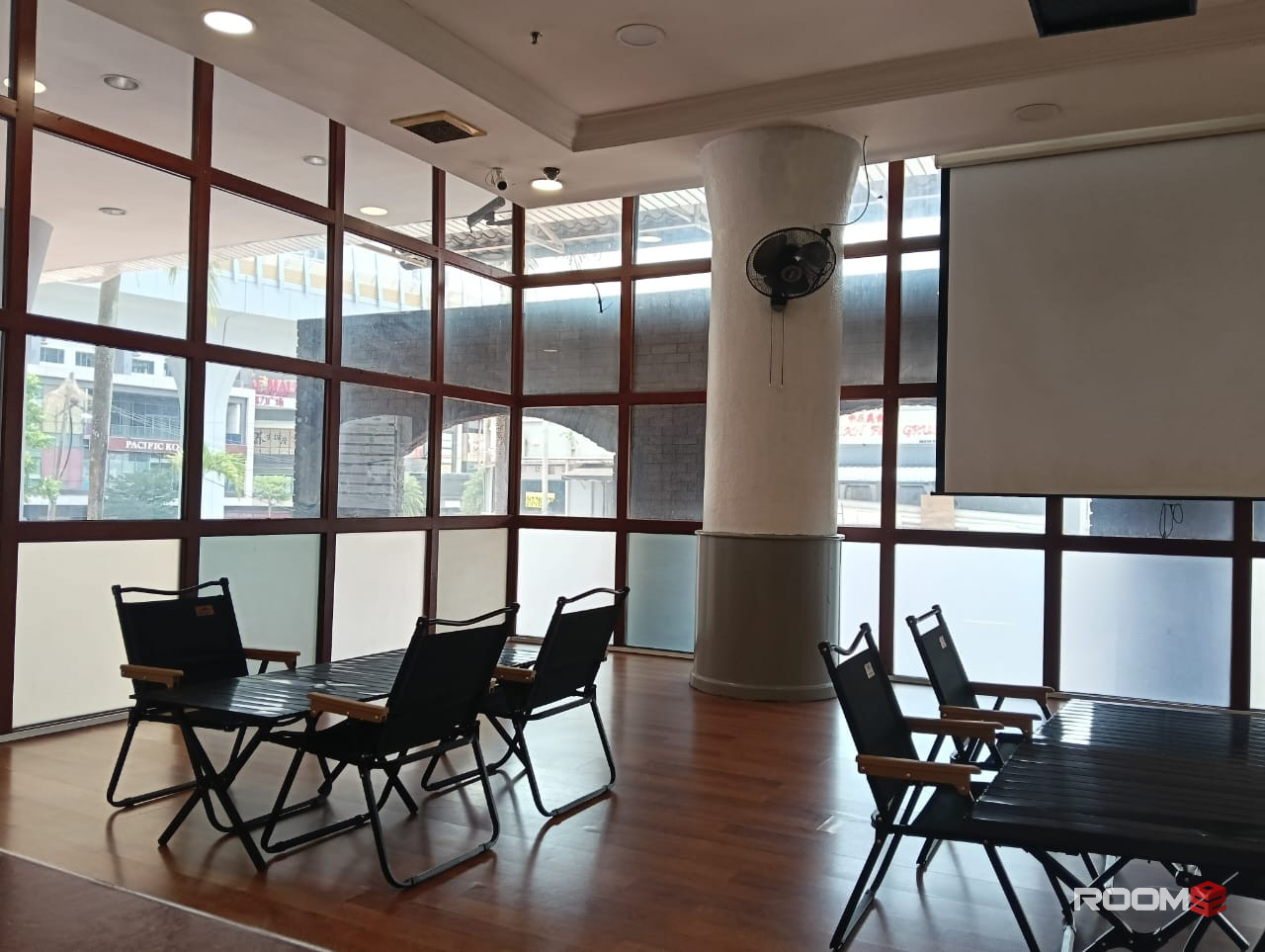 🚀 Move in Today! Suria City Hotel – Prime Location Near CIQ/JBCC/KOMTAR! 🏃‍♂️ Comfortable rooms, FREE WiFi & ZERO depo