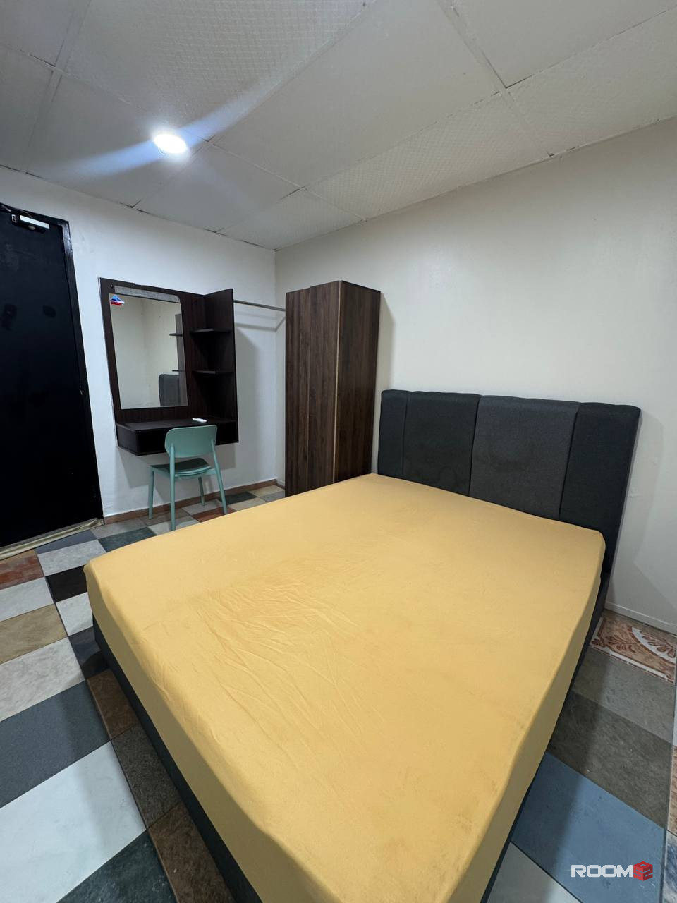 🔥10 Min to CIQ 🔥- Affordable room, fully furnished, ATTACHED private toilet and NO Deposit needed🥰🌟