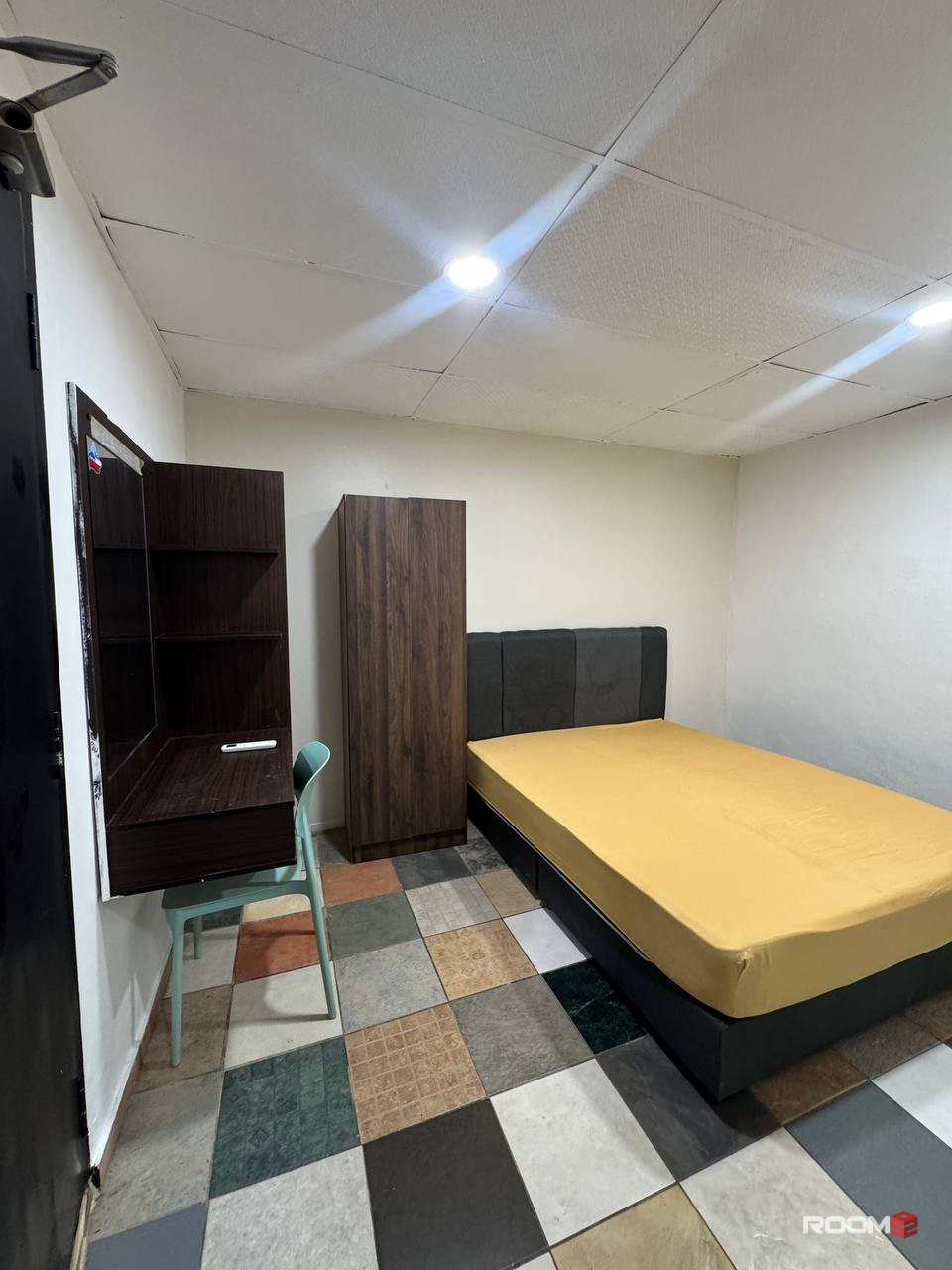 🔥10 Min to CIQ 🔥- Affordable room, fully furnished, ATTACHED private toilet and NO Deposit needed🥰🌟