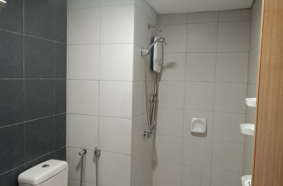 🏡 Affordable Room for Rent with Bathroom — Clean & Comfortable