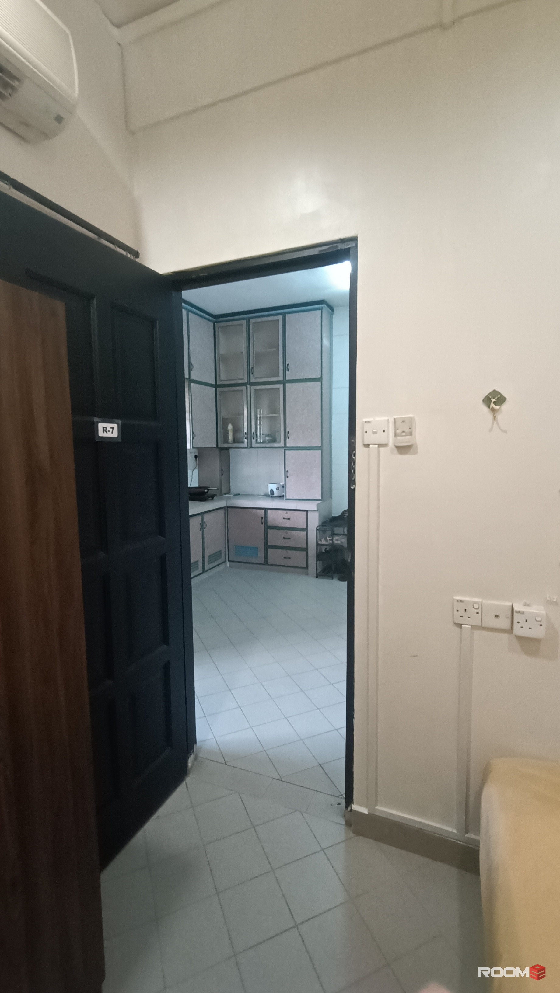🏡 Zero Deposit! Private Room @ Jalan Pandan 🌆 5min to CIQ 🚗