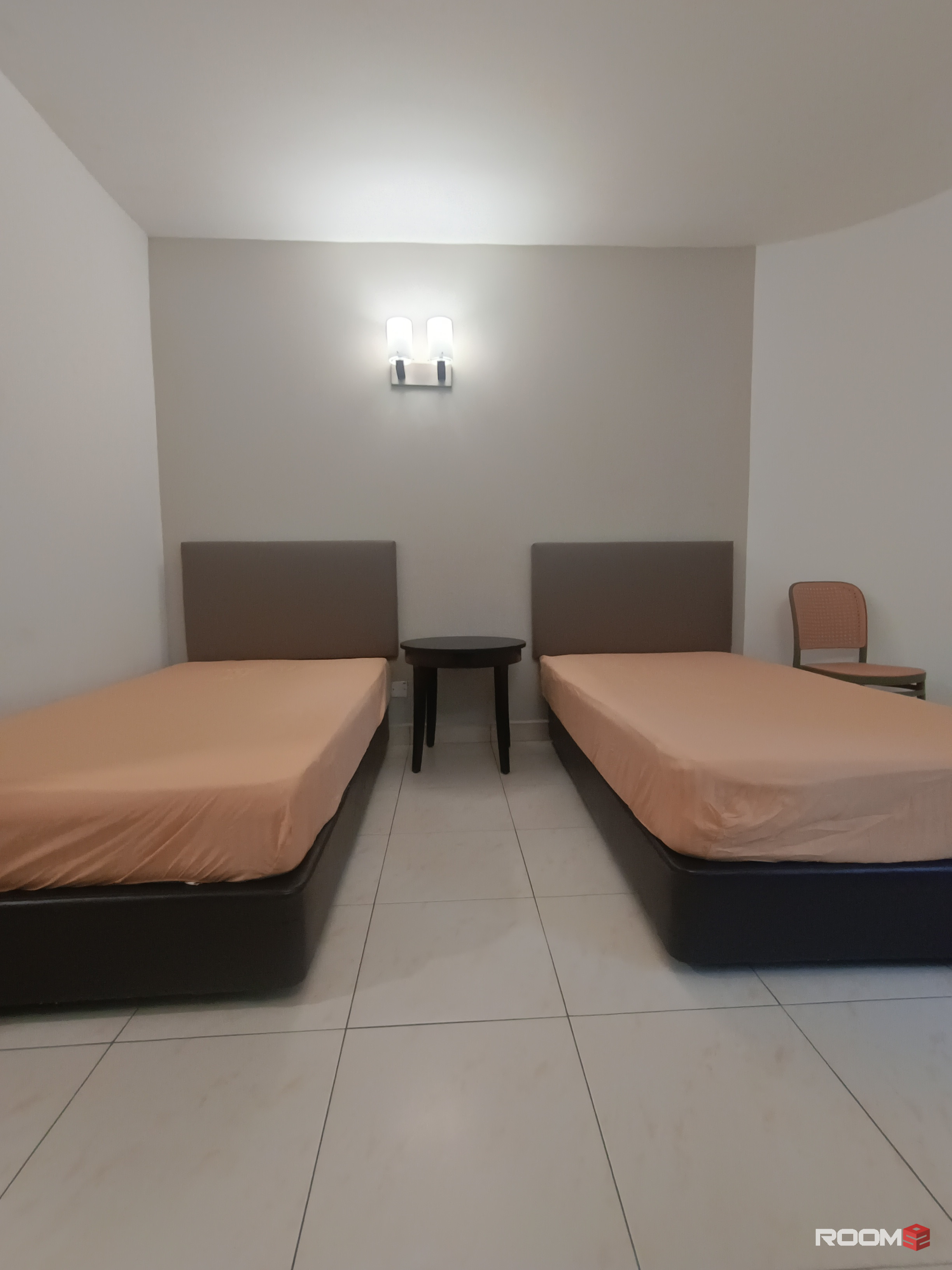 Clean & Comfortable Room for Rent — Move-In Ready