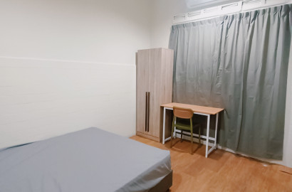 Fully Furnished Unit with Shared Bathroom