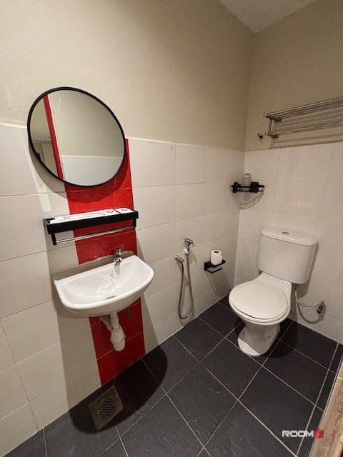 Room For Rent At Kuchai Lama Nearby MRT Station