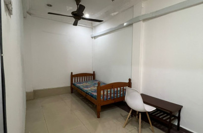 Room at SS15 nearby INTI college! Free WiFi ! Free Viewing!