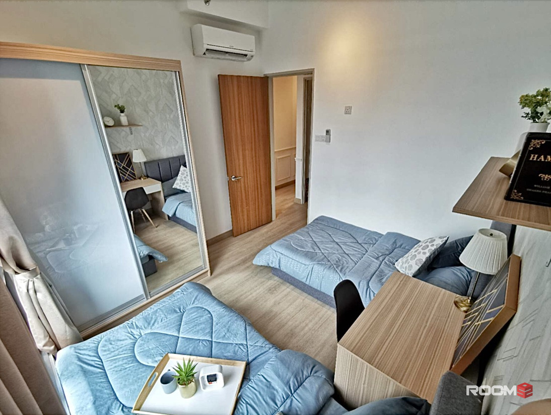The grand subang ss13 twin sharing room RoomSOS