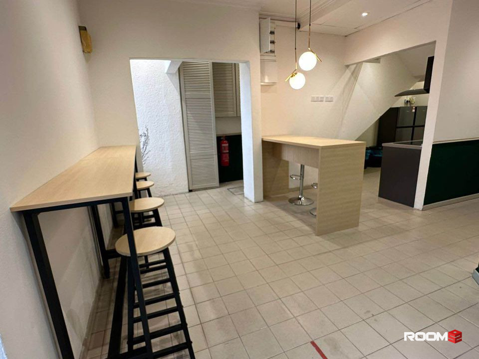 🚶‍♀️to Starling Mall 🛍️ Fully Furnished Room With ZERO Deposit 💯