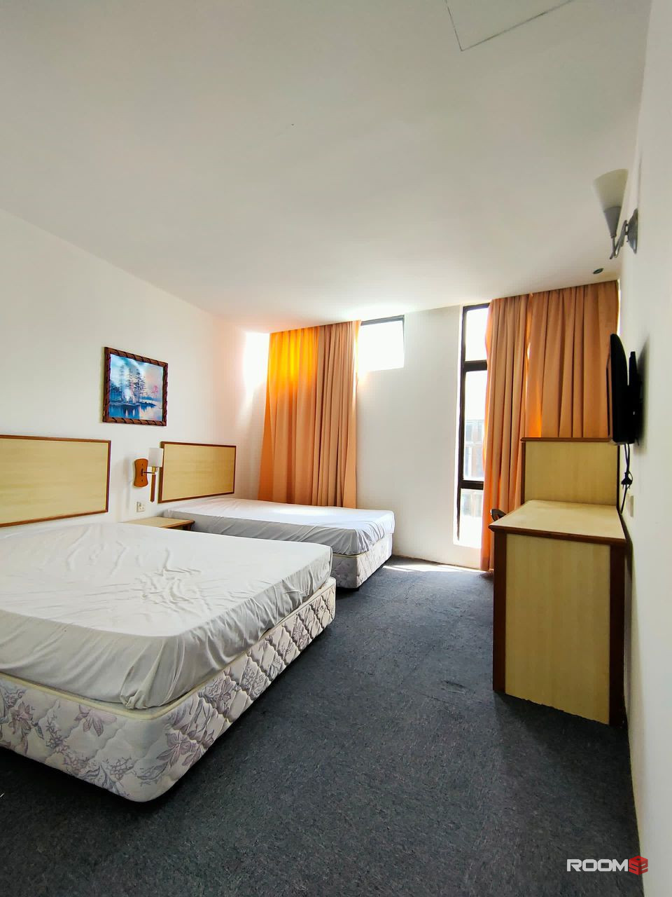 Low Depo 🛌 Furnished Room For Rent with Air-Cond at Subang