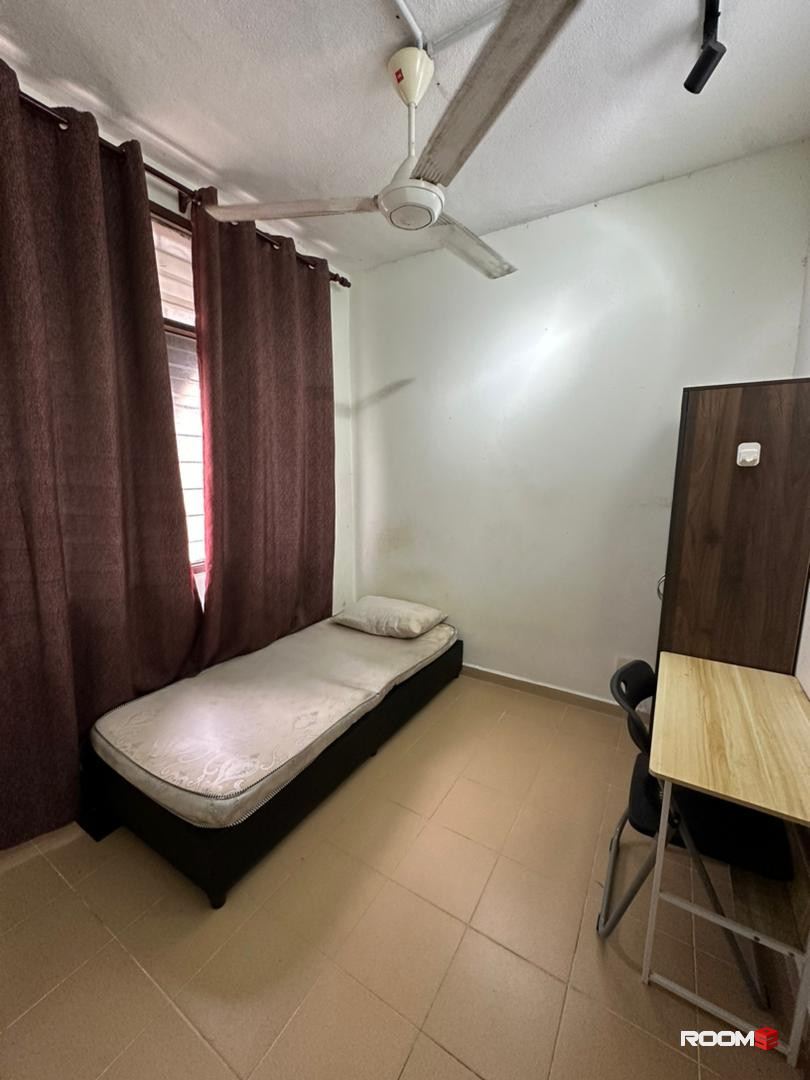 *Low Deposit Female Single At SS17 Subang Jaya