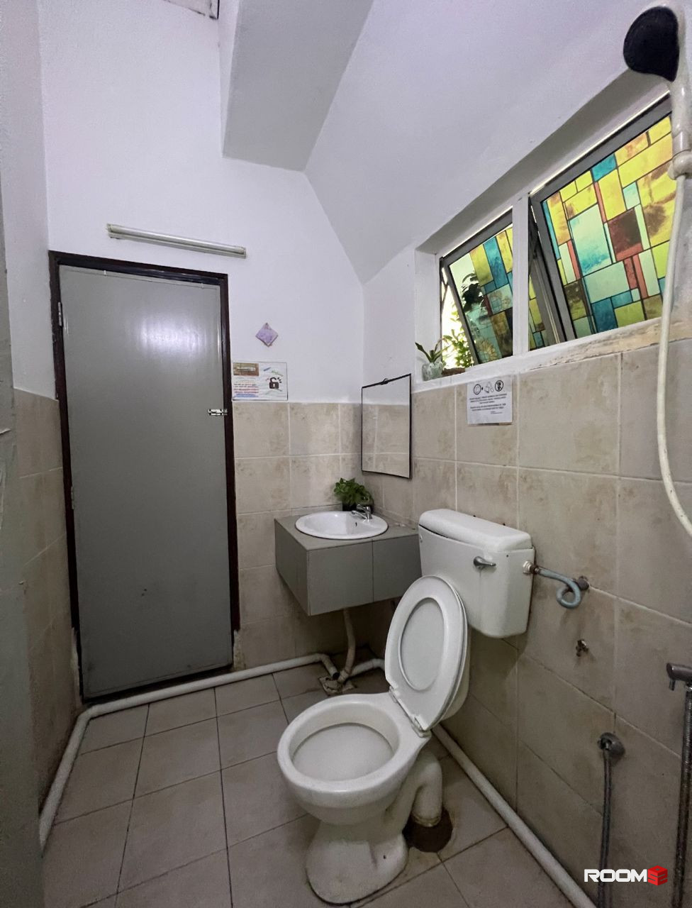 ✅🔥SS2 Area Medium Room For Rent , 5MinsDrive To SS2 DurianMan Stall And SS2 Park