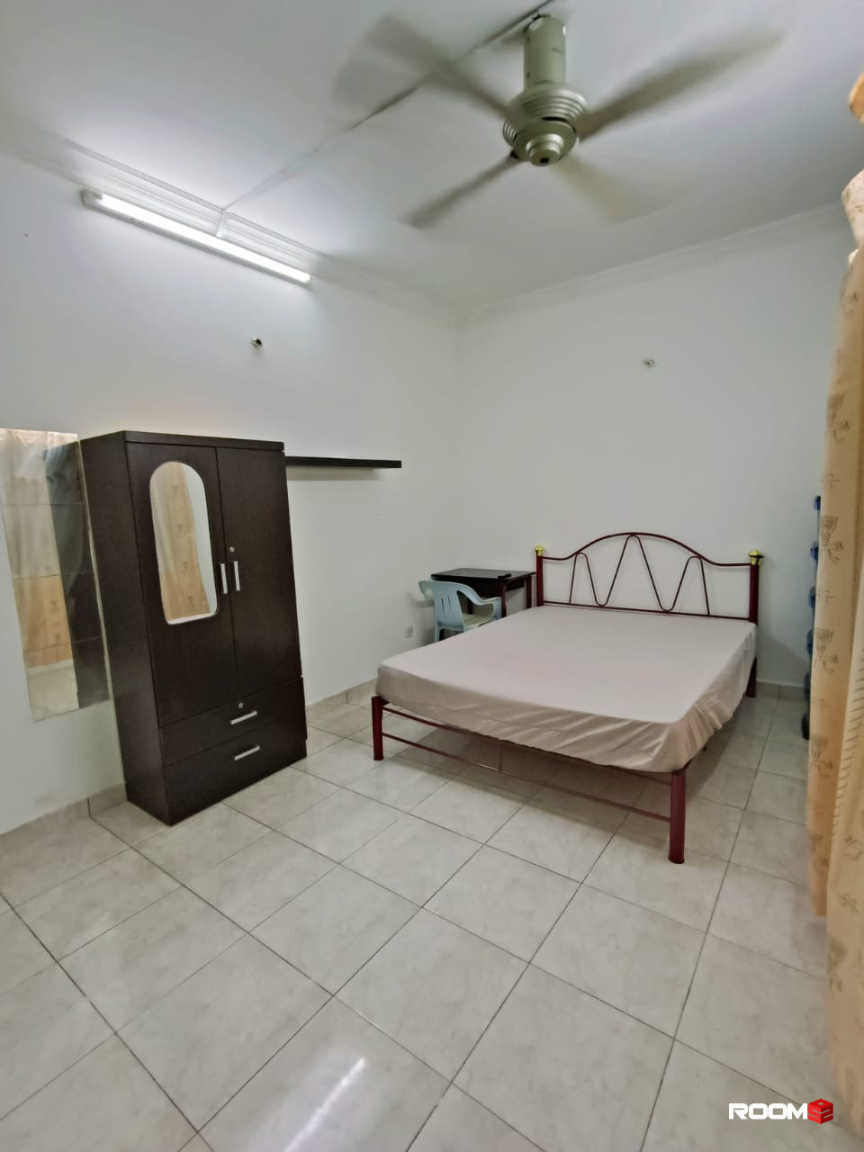 ROOM FOR RENT🔥 ZERO DEPO MIDDLE ROOM‼️