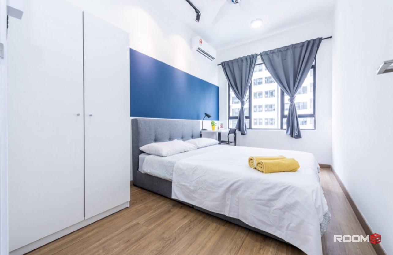 [NO DEPOSIT] [FEMALE] MEDIUM Room to Let