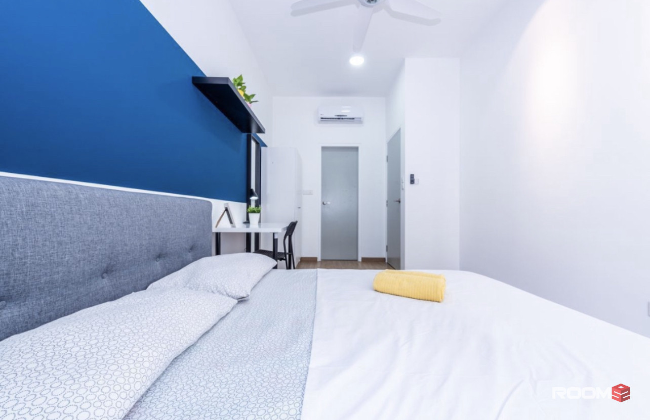 [NO DEPOSIT] [FEMALE ONLY] MASTER Room at The Green Subang West , SHAH ALAM