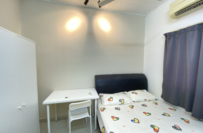 CNY Promo!!! Fully furnished middle room walking to PFCC and Setiawalk Puchong