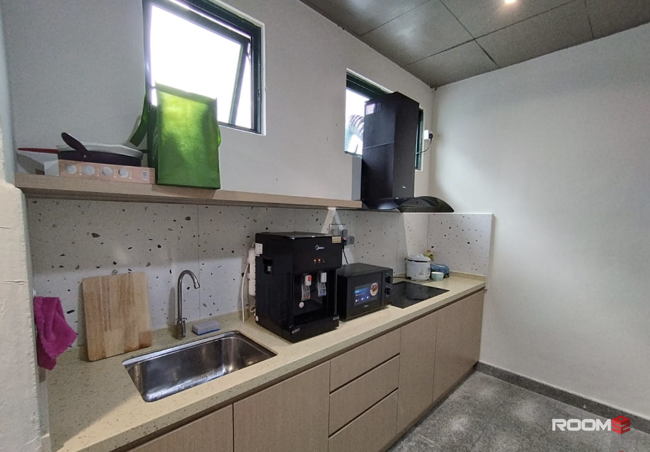 Near MRT Imbi & Times Square🚂 Furnished Room for Rent @ Bukit Bintang 📍