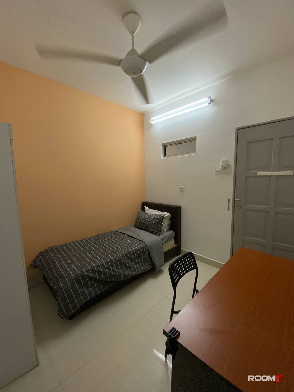 Comfy & Furnished ✅ Middle Room w Private Bathroom 🛁 @ PJS7, Bandar Sunway