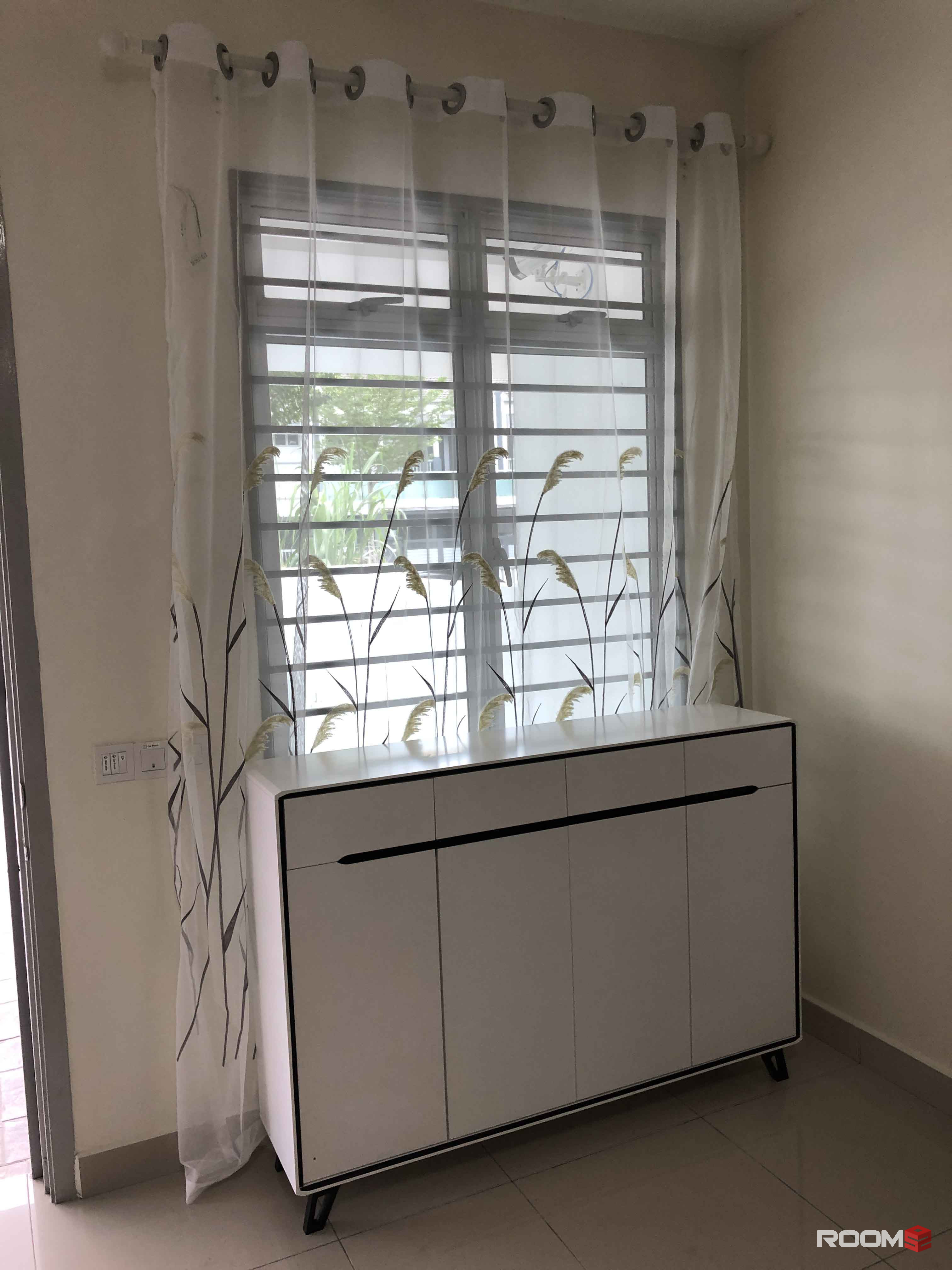 Female Room for rent at Bandar Rimbayu - Kota Kemuning