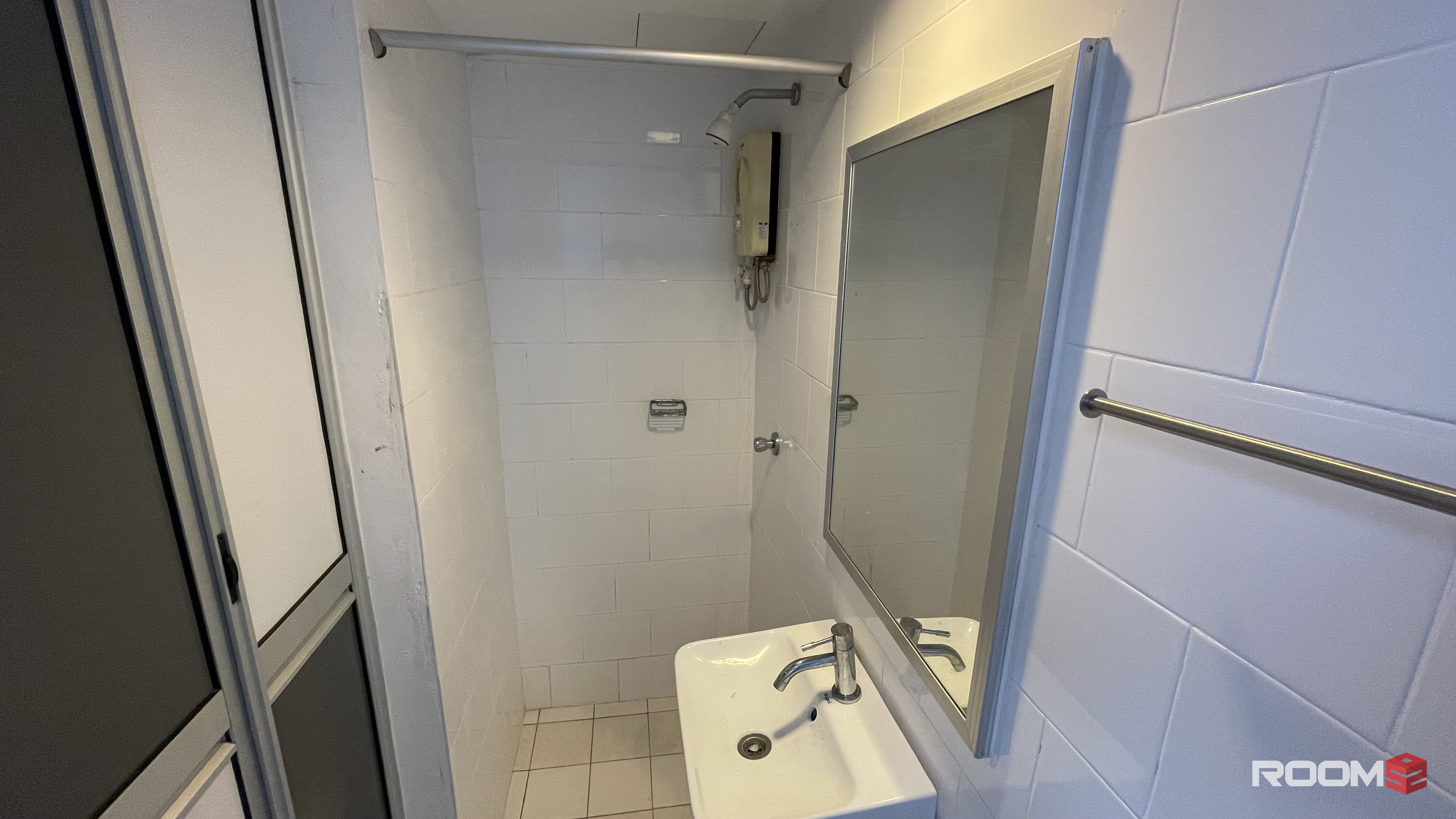 Studio City Campus Lodge, LRT Chan Sow Lin, Pudu KL